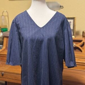 Ann Taylor Navy Textured Top